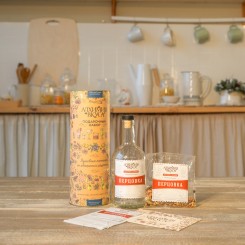 Подарочный набор в тубусе Алхимия вкуса Перцовка (1 бутылка)